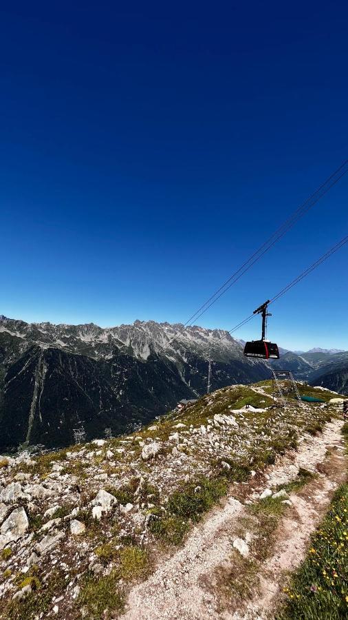 Le Nid De L'Aiguille - Au Pied De L'Aiguille Du Midi Apartment Chamonix Bagian luar foto